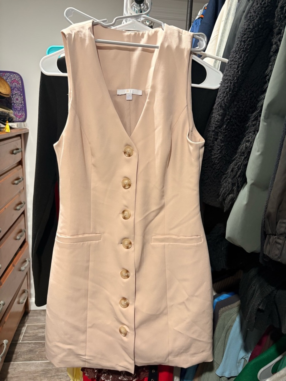 iris Cream Sleeveless Button-Front Mini Dress